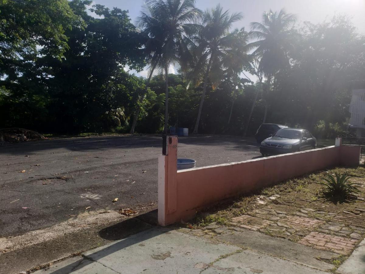 Figueroa Guest Rooms In Country Club San Juan Esterno foto